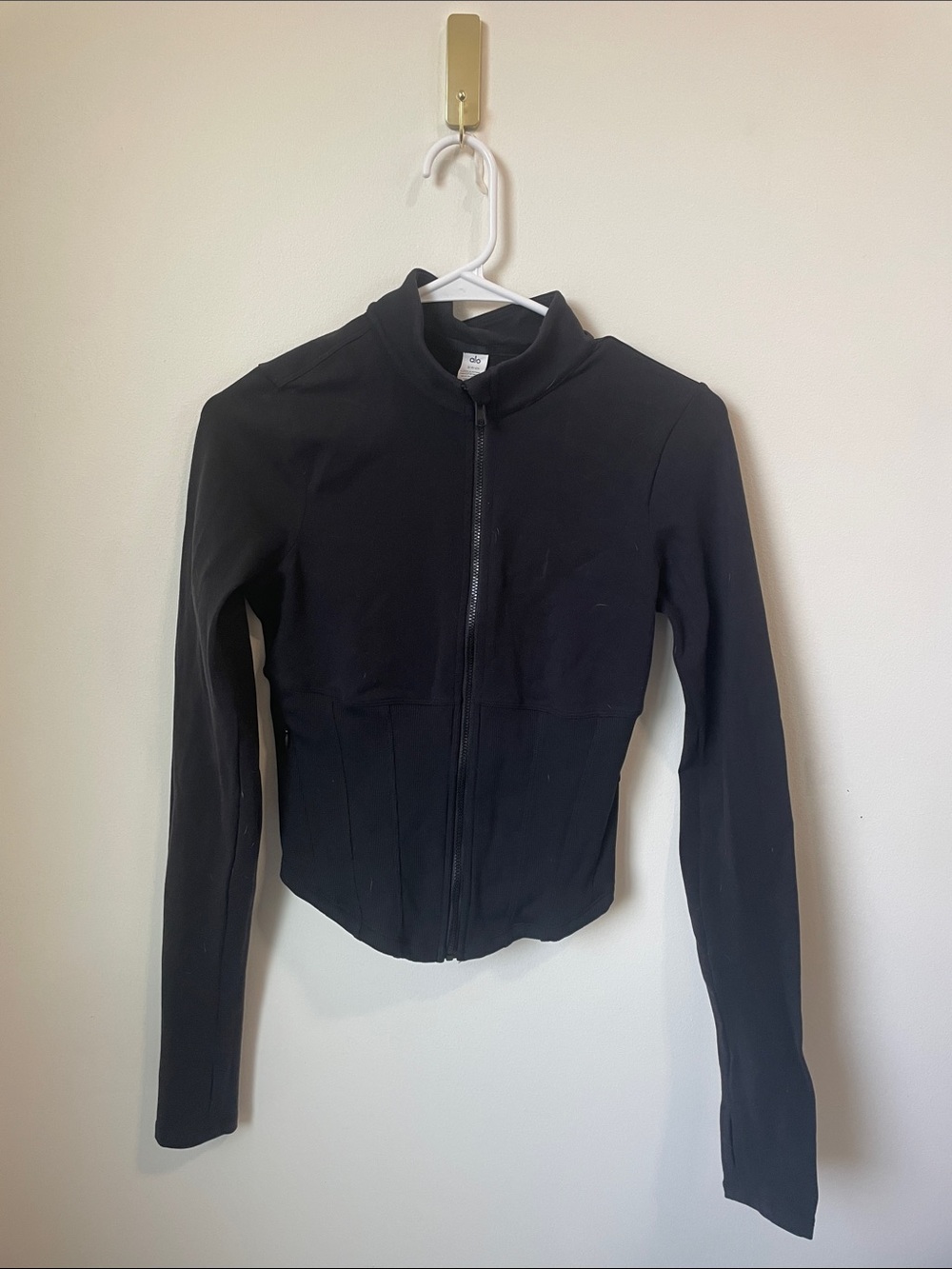 ALO Yoga Black Cropped Zip Jacket